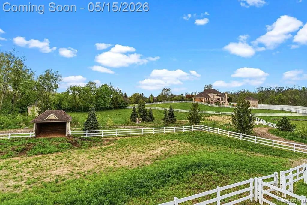 7374 Fox Hill Lane Salem Township MI 48168