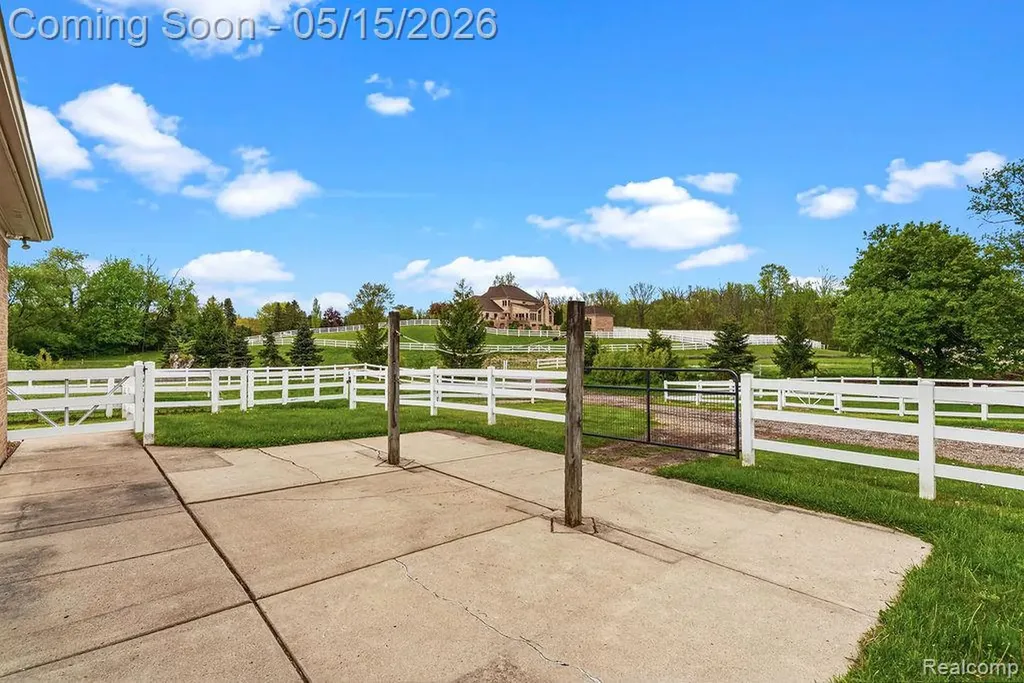 7374 Fox Hill Lane Salem Township MI 48168