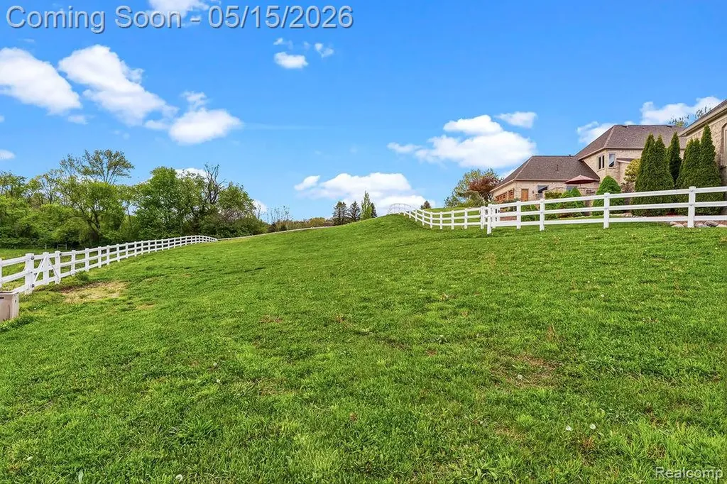 7374 Fox Hill Lane Salem Township MI 48168