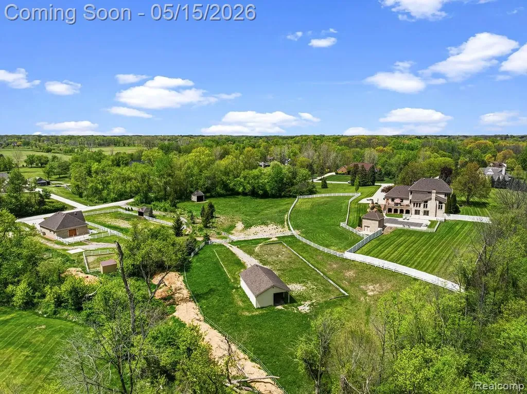 7374 Fox Hill Lane Salem Township MI 48168