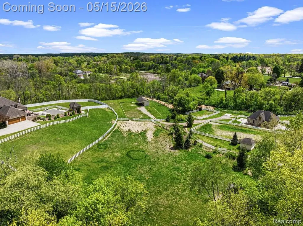 7374 Fox Hill Lane Salem Township MI 48168