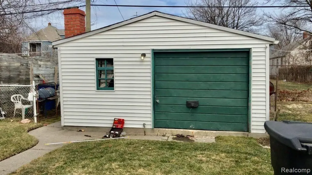 5810 Cooper Street Detroit City MI 48213