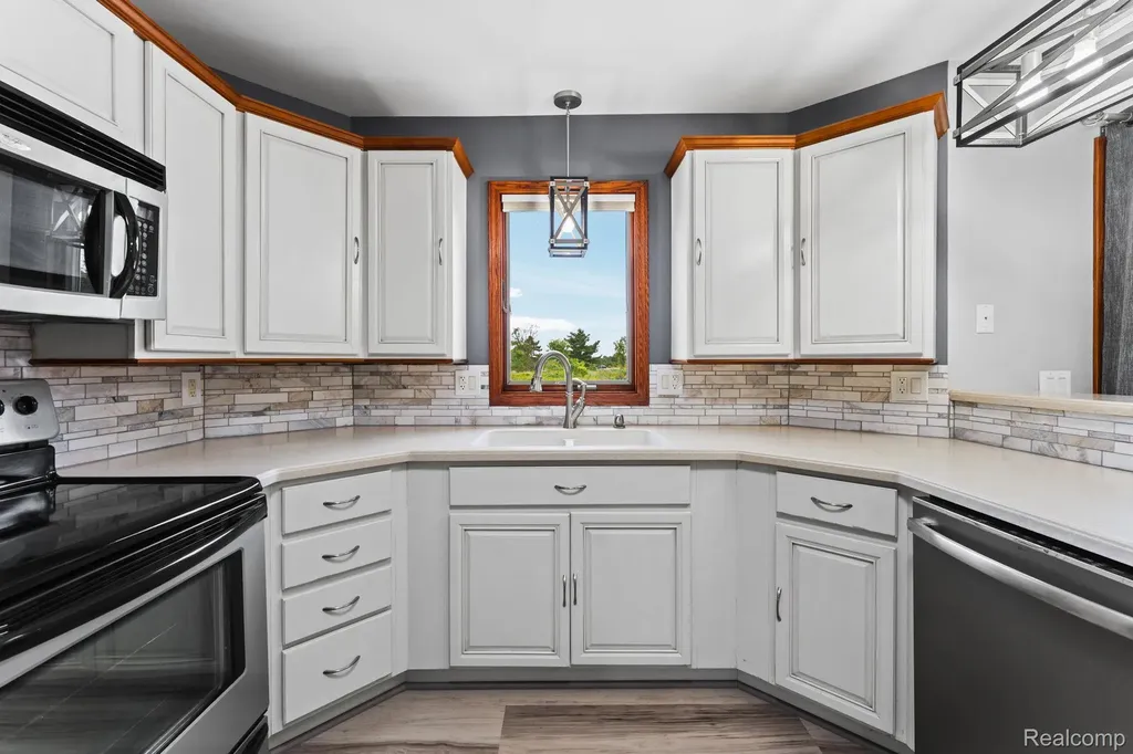2381 Burke Road Howell Township MI 48836