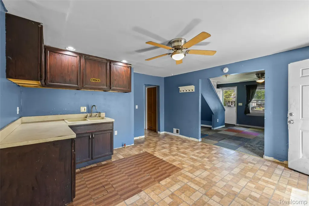 5996 Princess Street Taylor City MI 48180