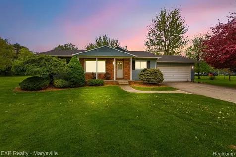 12265 Hough Road Riley Township MI 48041
