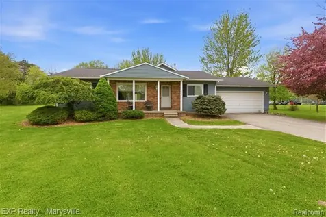 12265 Hough Road Riley Township MI 48041