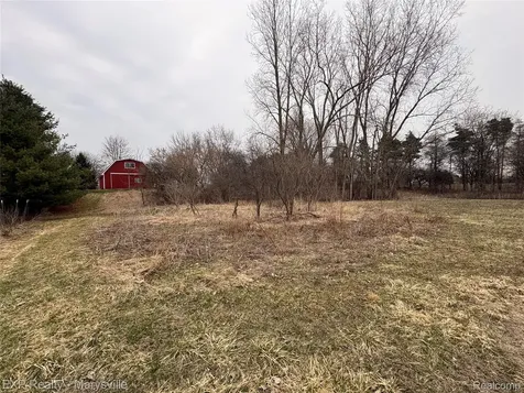 12265 Hough Road Riley Township MI 48041