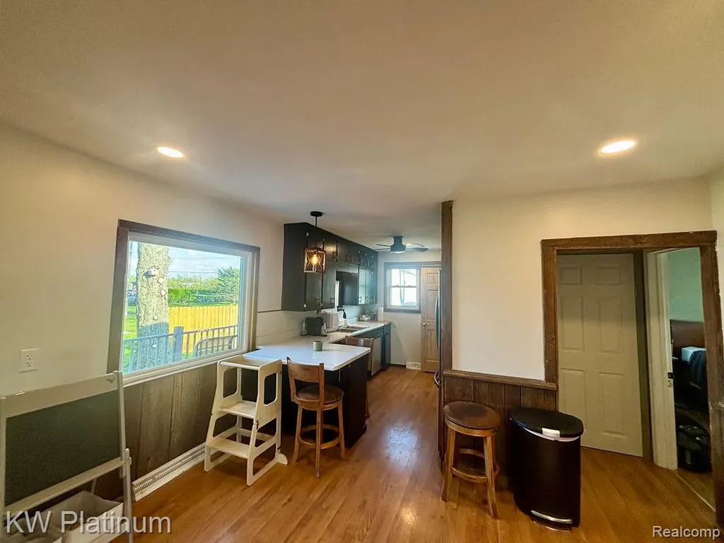 3261 Keewahdin Road Fort Gratiot Charter Township MI 48059