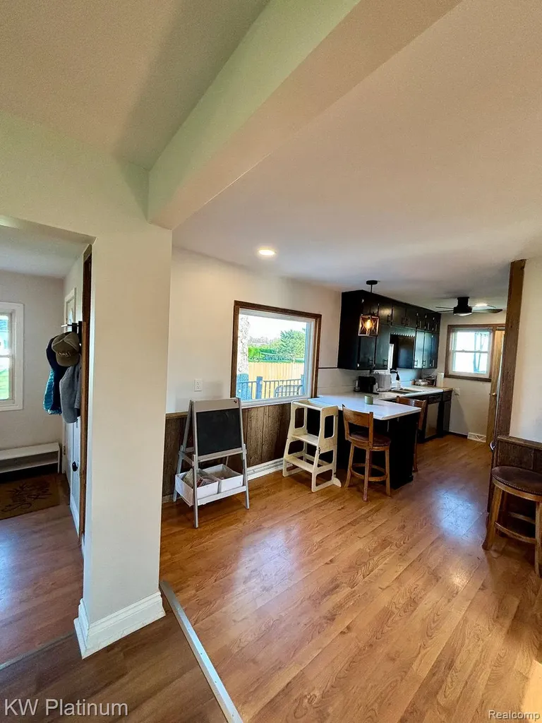 3261 Keewahdin Road Fort Gratiot Charter Township MI 48059