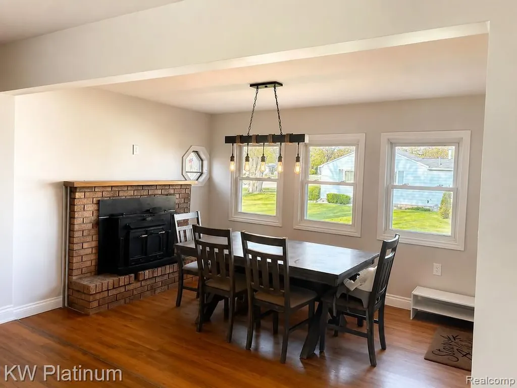3261 Keewahdin Road Fort Gratiot Charter Township MI 48059
