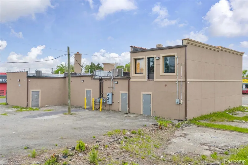 14512 Plymouth Road Detroit City MI 48227