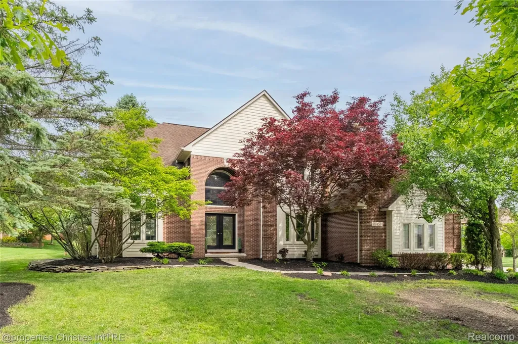22452 Fuller Drive Novi City MI 48374