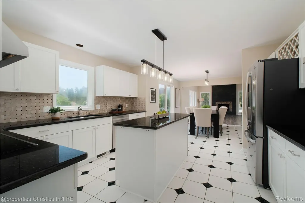 22452 Fuller Drive Novi City MI 48374