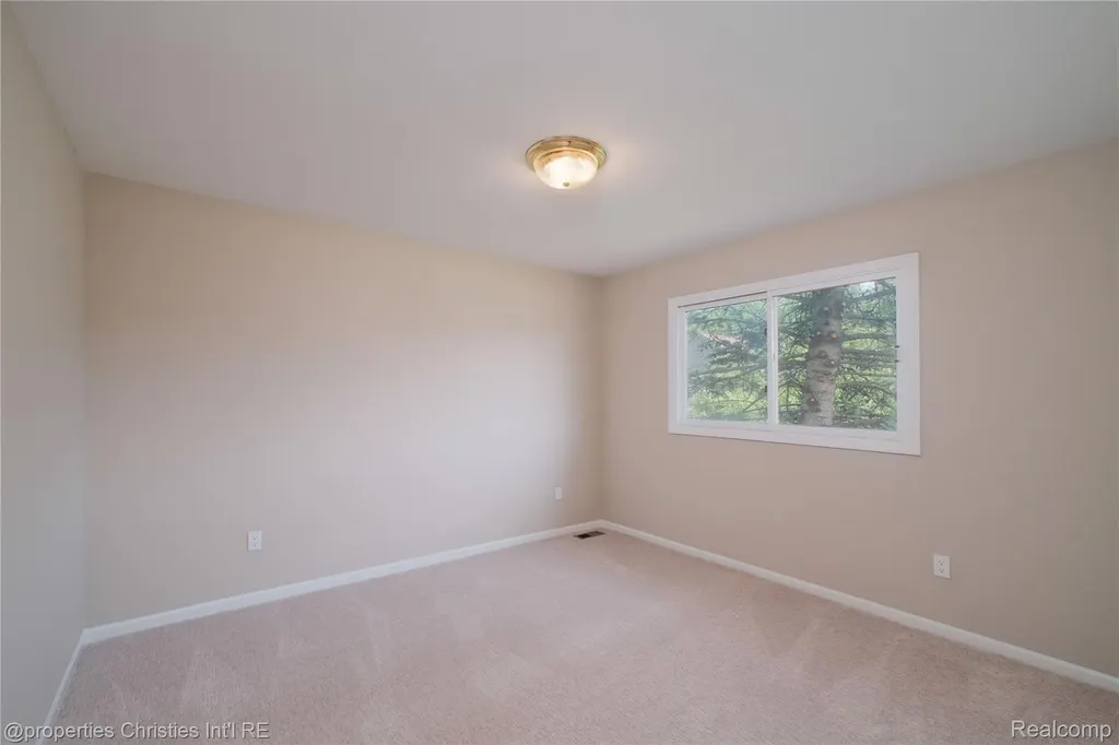 22452 Fuller Drive Novi City MI 48374
