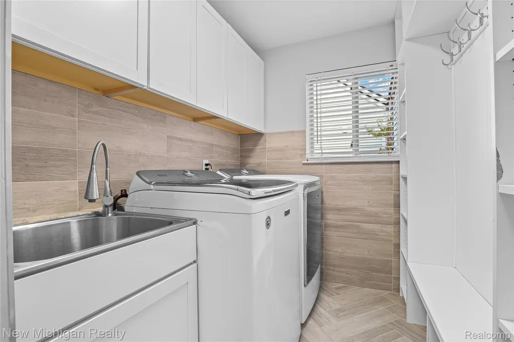 7622 Greene Farm Drive Ypsilanti Charter Township MI 48197