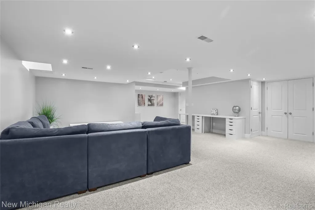 7622 Greene Farm Drive Ypsilanti Charter Township MI 48197