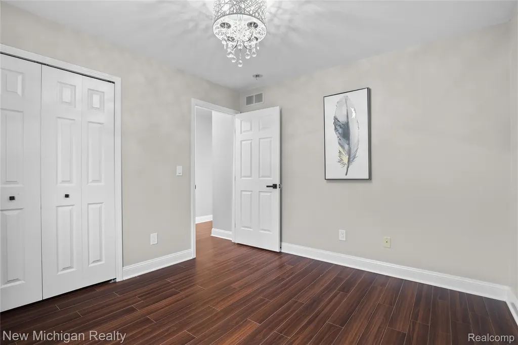 7622 Greene Farm Drive Ypsilanti Charter Township MI 48197