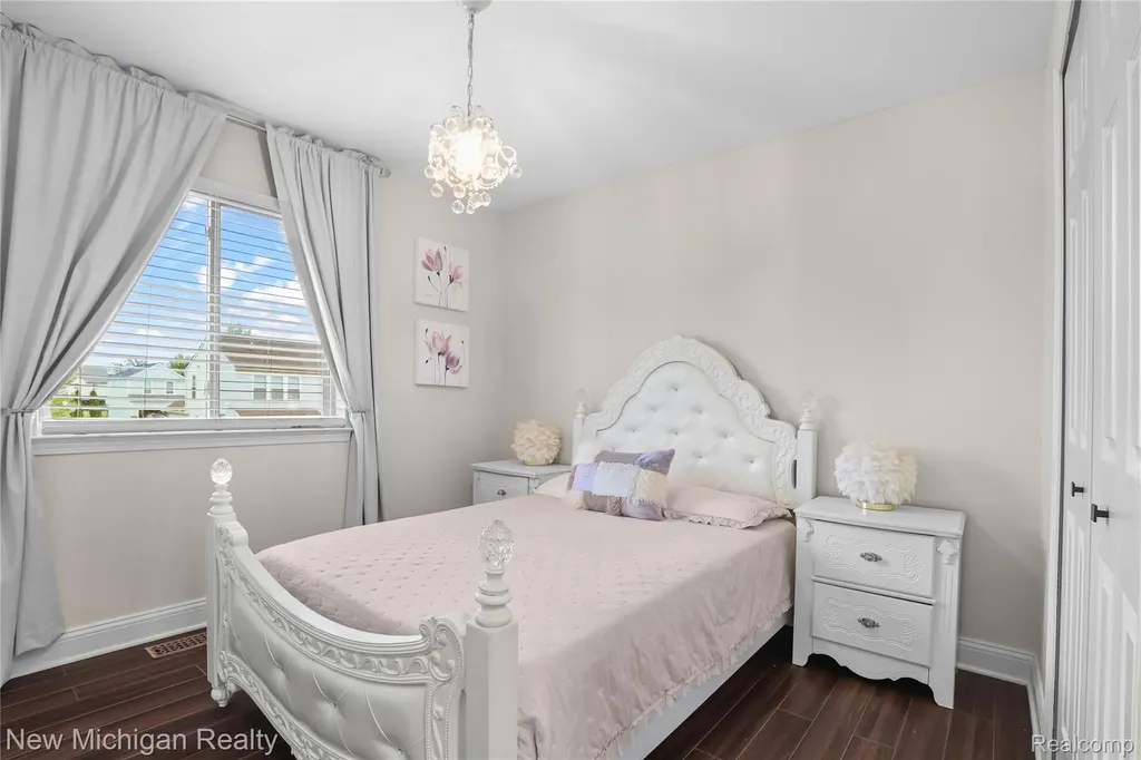 7622 Greene Farm Drive Ypsilanti Charter Township MI 48197