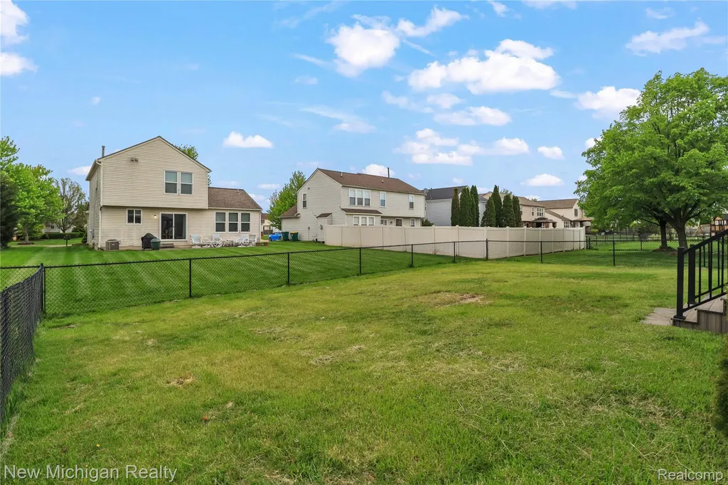 7622 Greene Farm Drive Ypsilanti Charter Township MI 48197