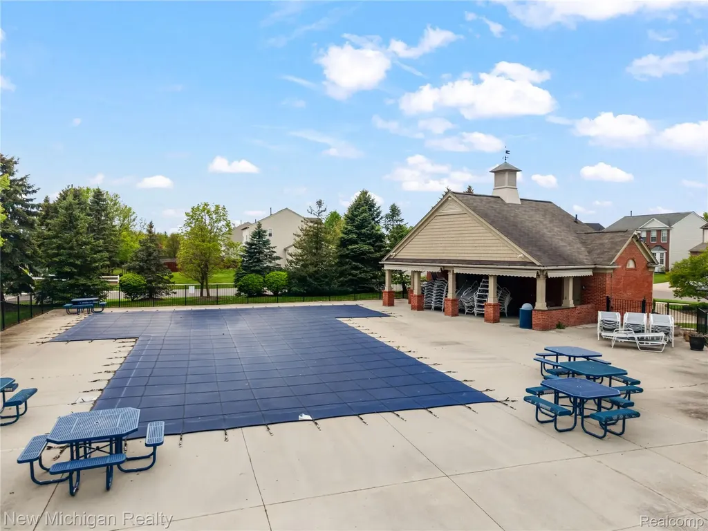 7622 Greene Farm Drive Ypsilanti Charter Township MI 48197