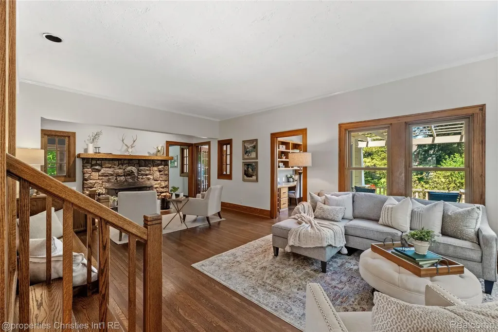 761 Thayer Boulevard Northville City MI 48167