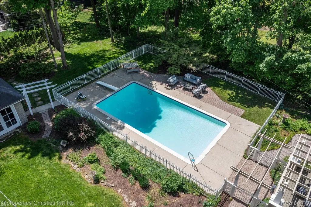 761 Thayer Boulevard Northville City MI 48167