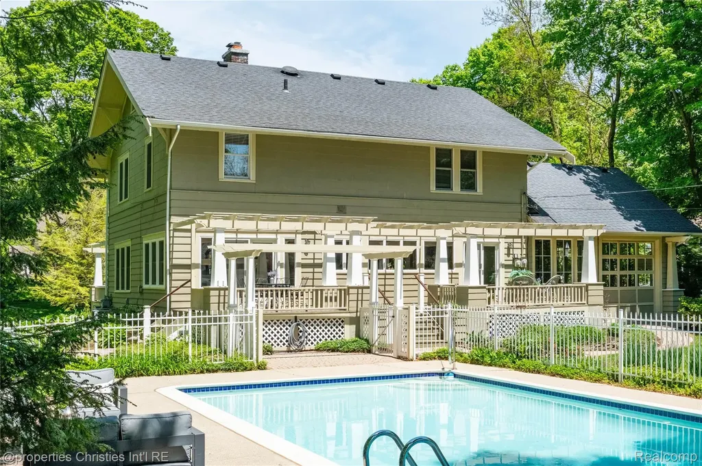 761 Thayer Boulevard Northville City MI 48167