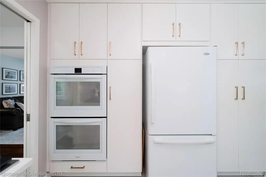 1069 Grace Court Northville City MI 48167