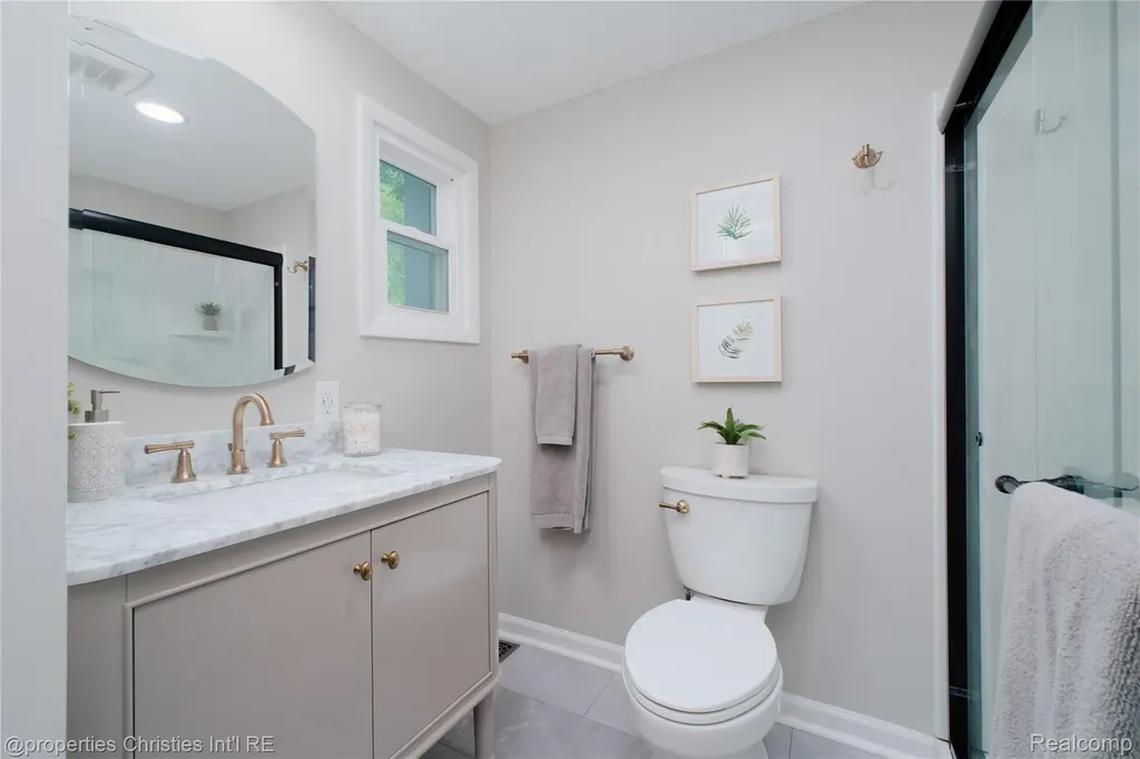 1069 Grace Court Northville City MI 48167