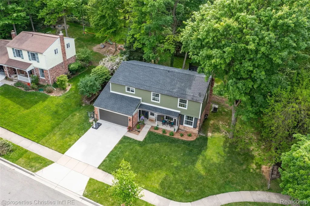 1069 Grace Court Northville City MI 48167