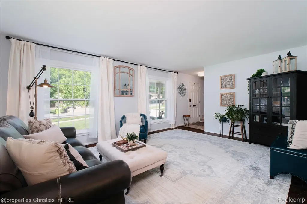 1069 Grace Court Northville City MI 48167