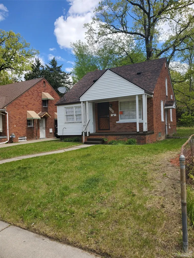 19400 Sunderland Road Detroit City MI 48219