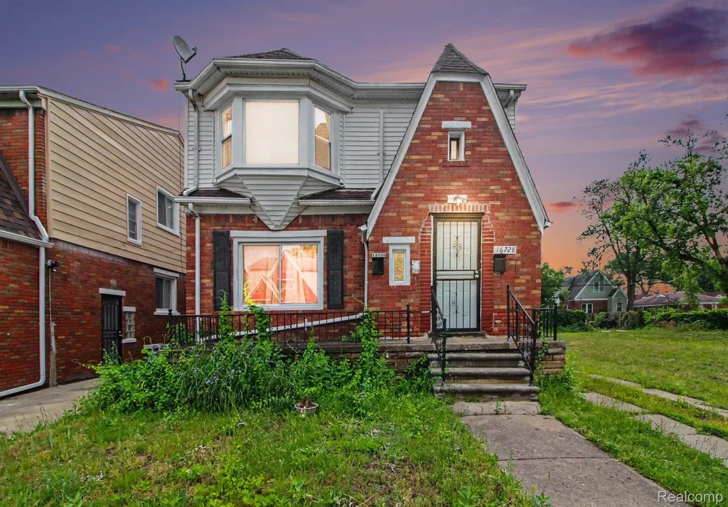 16728-16730 Woodingham Drive Detroit City MI 48221
