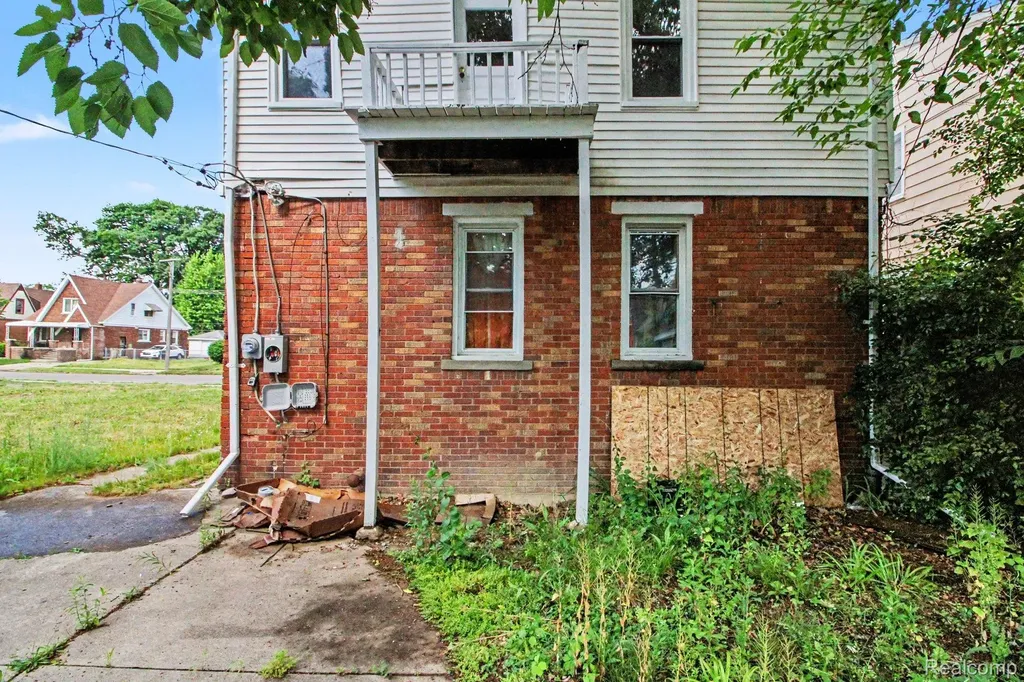 16728-16730 Woodingham Drive Detroit City MI 48221