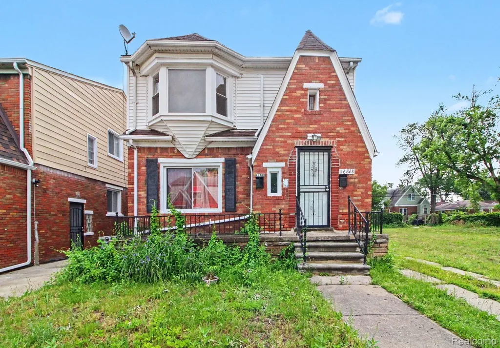 16728-16730 Woodingham Drive Detroit City MI 48221
