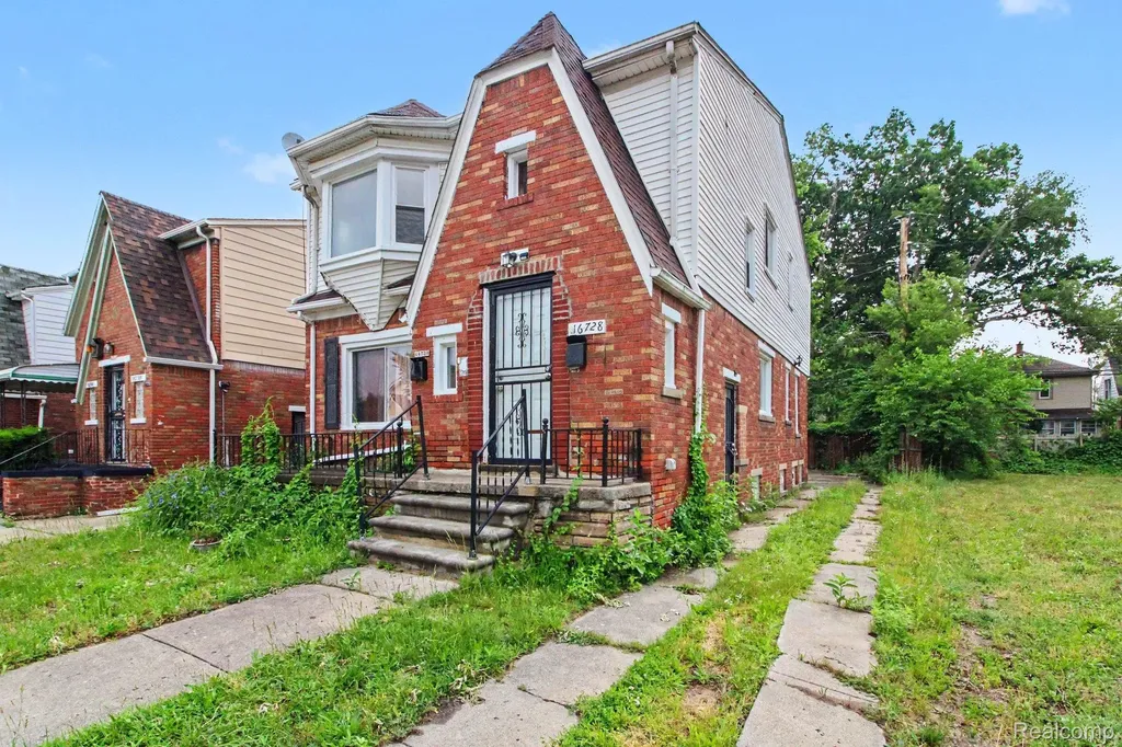 16728-16730 Woodingham Drive Detroit City MI 48221