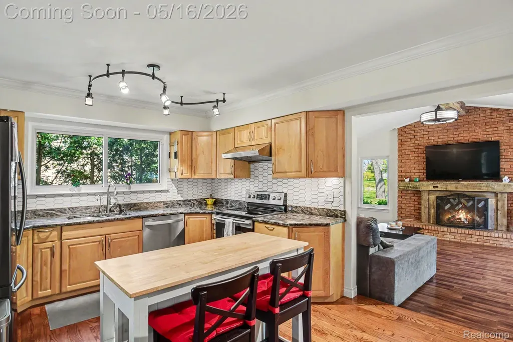 2982 Powderhorn Ridge Road Rochester Hills City MI 48309