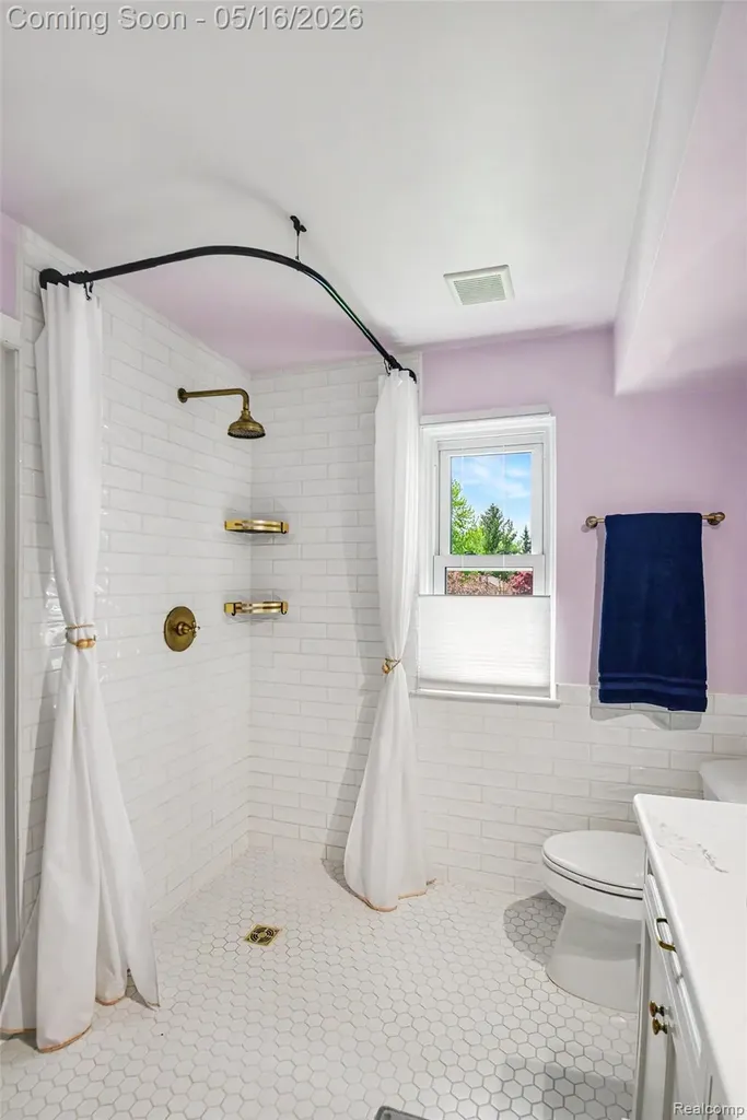 2982 Powderhorn Ridge Road Rochester Hills City MI 48309