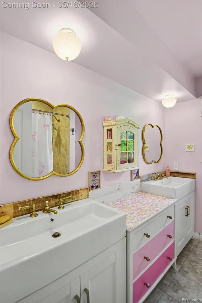 2982 Powderhorn Ridge Road Rochester Hills City MI 48309
