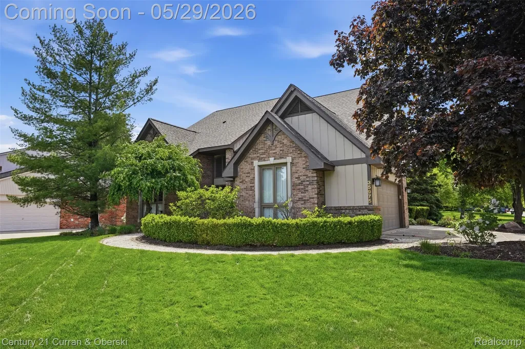 35975 King Edward Drive Farmington Hills City MI 48331
