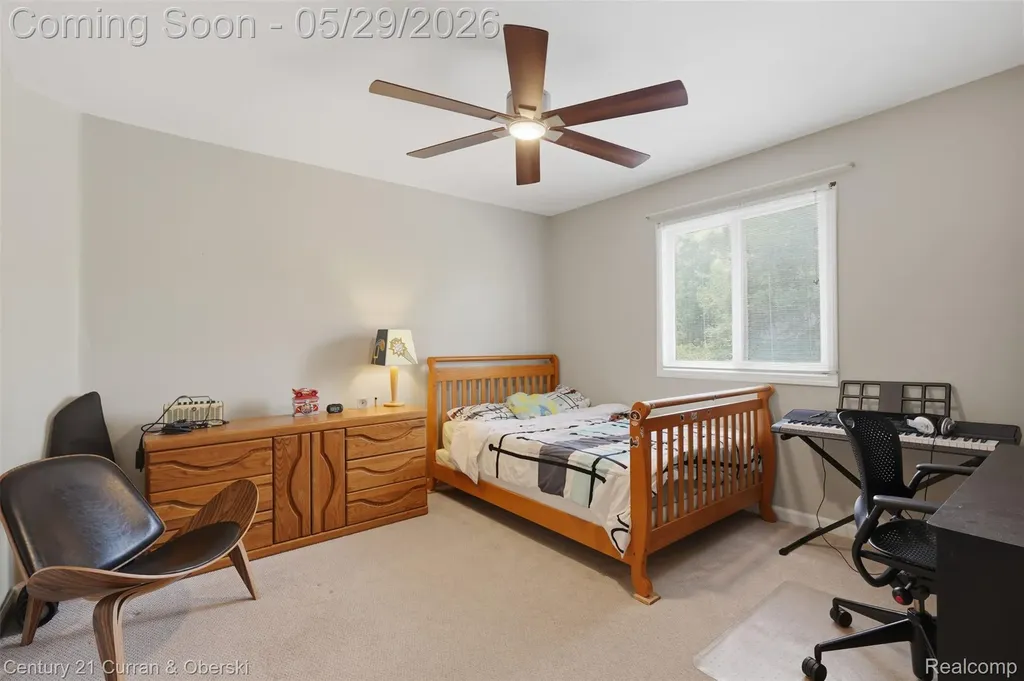 35975 King Edward Drive Farmington Hills City MI 48331
