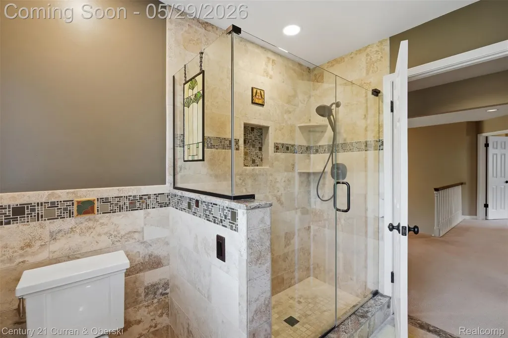 35975 King Edward Drive Farmington Hills City MI 48331