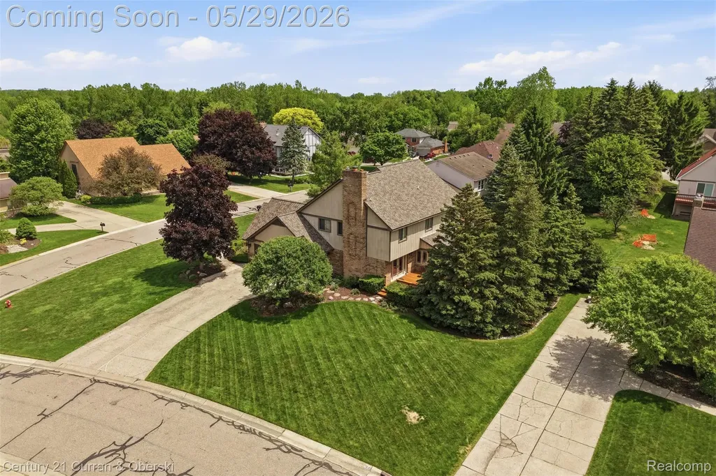 35975 King Edward Drive Farmington Hills City MI 48331