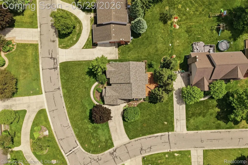 35975 King Edward Drive Farmington Hills City MI 48331