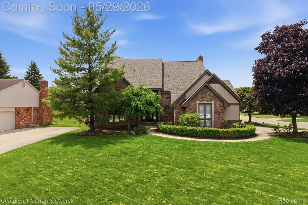 35975 King Edward Drive Farmington Hills City MI 48331