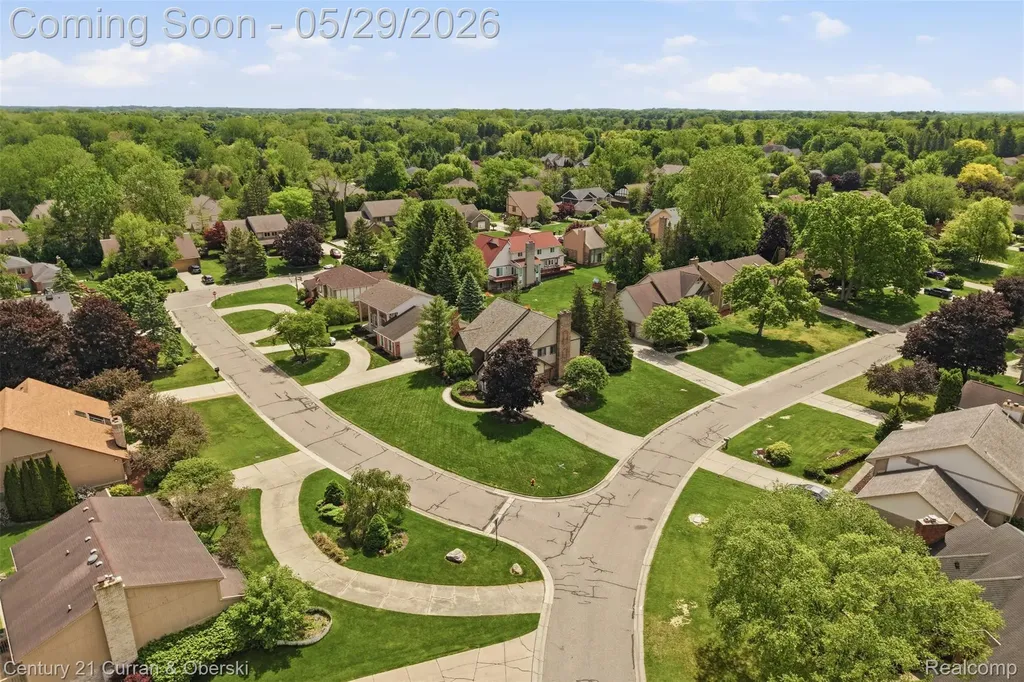 35975 King Edward Drive Farmington Hills City MI 48331