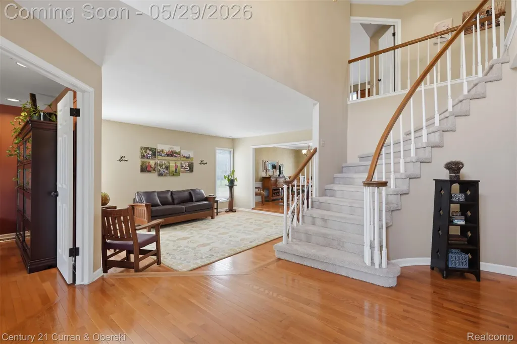 35975 King Edward Drive Farmington Hills City MI 48331