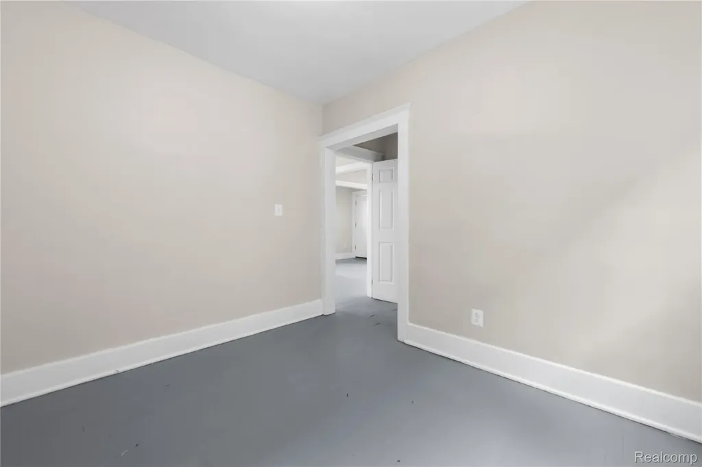 591 Hague Street Detroit City MI 48202