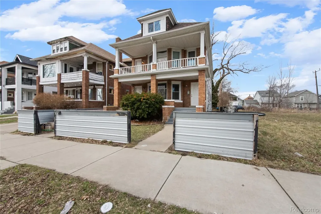 591 Hague Street Detroit City MI 48202