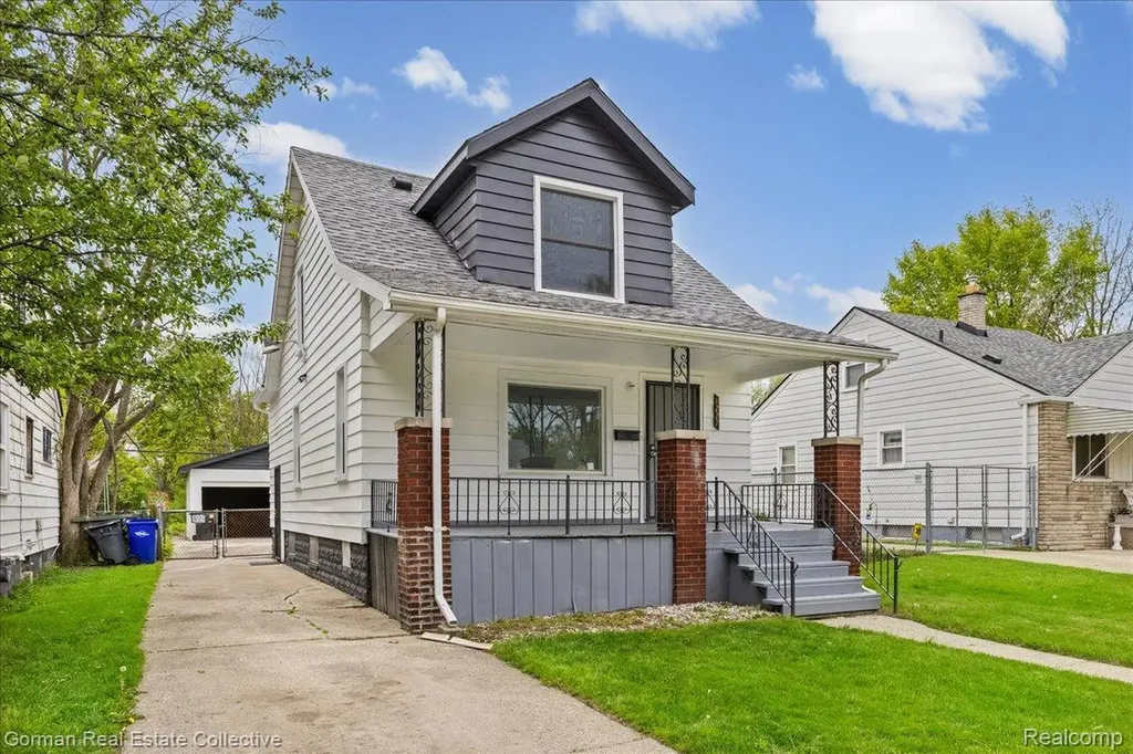 8227 Saint Marys Street Detroit City MI 48228
